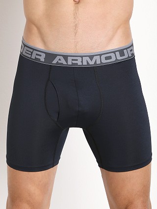 Model in academy Under Armour "O" Series Twist 6" Boxerjock