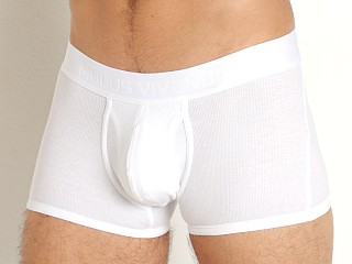 Model in white Modus Vivendi Organic Boxer