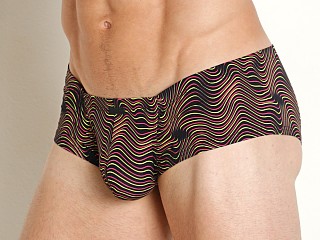 Model in graffiti Manstore Optical Micro Trunk