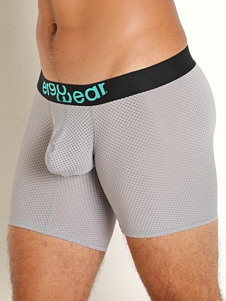 Model in light grey Ergowear MAX Mesh Midcut