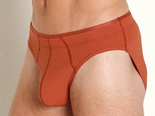 Model in baked clay 2xist Modal Rib Low-Rise Brief