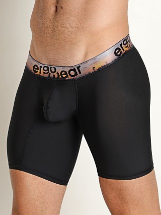 Model in black/sunset Ergowear MAX SE Midcut