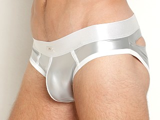 Model in silver STUD Riggs Brief