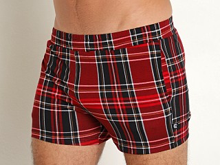 Model in black/red Timoteo Cabin Fever Plaid Short