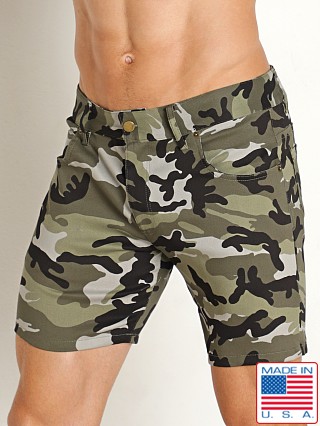 Model in army camo LASC Stretch Twill 5-Pocket 6" Camo Shorts Army