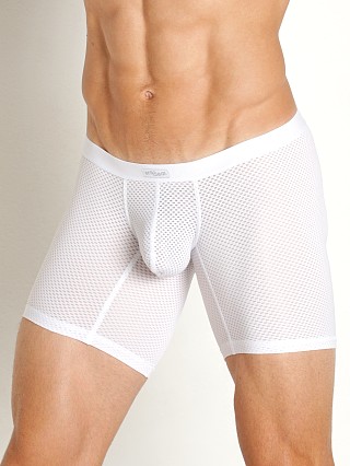 Model in white Ergowear SLK Mesh Midcut