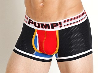 Model in black/red/blue Pump! E-Racer Circuit Touchdown Boxer