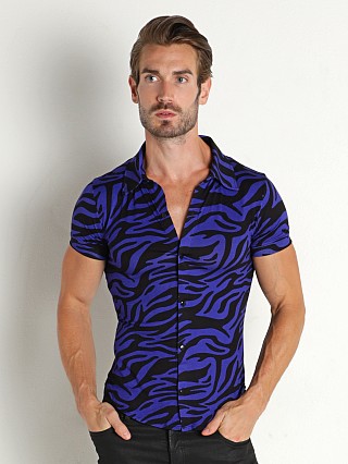 Model in blue Modus Vivendi Tiger Shirt