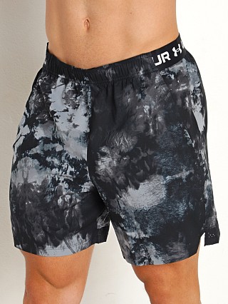 Model in black/white Under Armour Vanish Woven 6" Printed Shorts