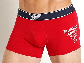 Model in cherry Emporio Armani On-Site Edition Trunk