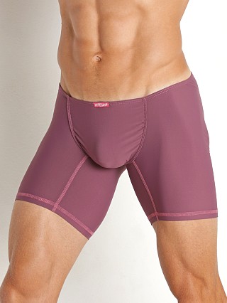 Model in dusty pink Ergowear FEEL GR8 Midcut