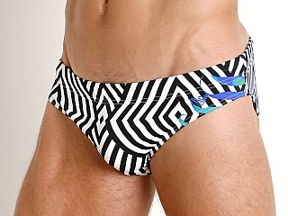 Model in white/black chevron Emporio Armani Geometric Print Low Swim Brief White/Black Chevro