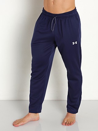 Model in midnight navy/white Under Armour Fleece Storm Pants