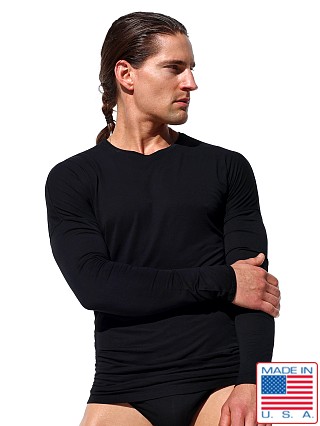 Model in black Rufskin Pietro Bamboo Long Sleeve Kimono Shirt