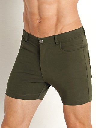 Model in khaki TOF Paris Patriot Chino Shorts