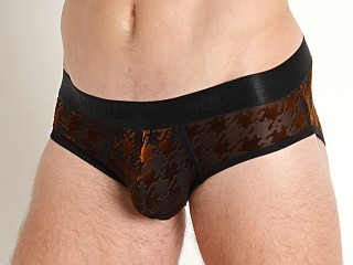 Model in bronze Modus Vivendi Houndstooth Classic Brief