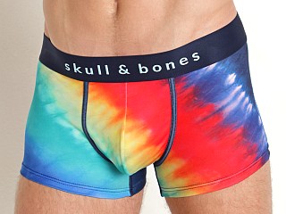 Model in print Skull & Bones Rainbow Tie Dye Trunk