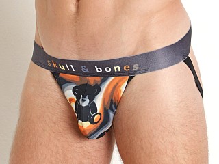 Model in print Skull & Bones Teddy Bear Jockstrap