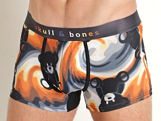 Model in print Skull & Bones Teddy Bear Trunk