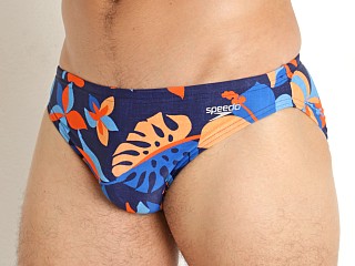 Model in floatable floral Speedo Eco Flex Beachstar 2" Swim Brief