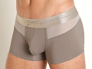 Model in string brown 2eros Aktiv Boreas Trunk