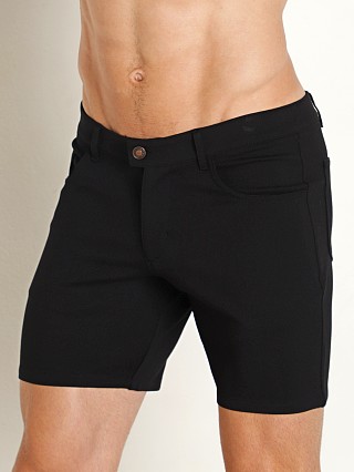 Model in black Timoteo Brooklyn Short