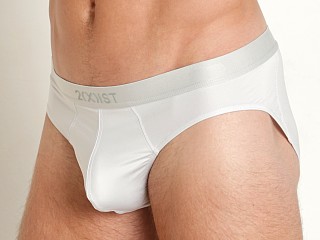 Model in dawn blue 2xist Sliq Brief